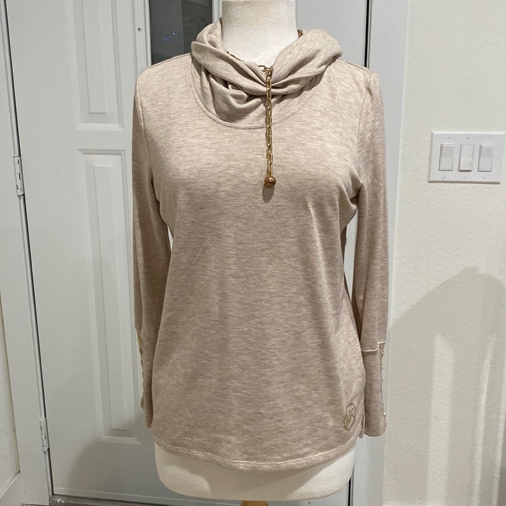 Turtle neck long sleeve